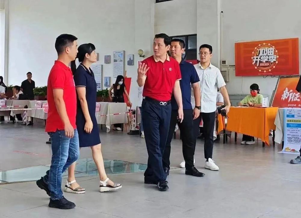 46f4963424614a1c8afc52905b1ae3f1.jpg 46f4963424614a1c8afc52905b1ae3f1.jpg