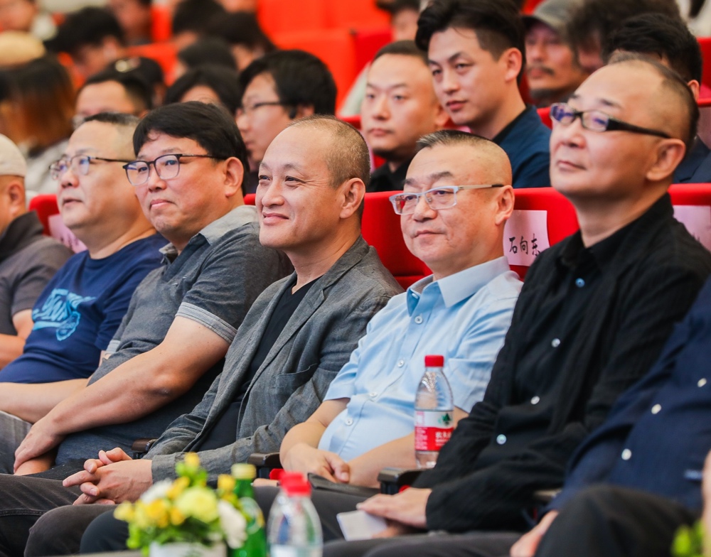 898f3fc3f0d7479487bac78273eef753.jpg bw必威西汉姆联