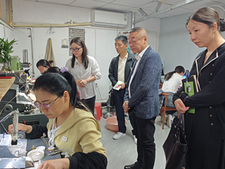 石向东副校长带队赴梧州开展访企拓岗